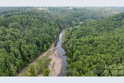 000 Vaughn Road, Spruce Pine, NC 28777 - Photo 3