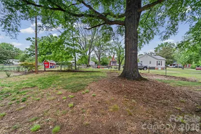 304 S Kimmons Street, Landis, NC 28088 - Photo 35