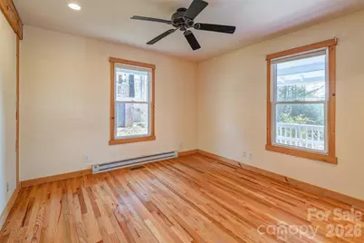 6 Alexander Street, Black Mountain, NC 28711 - Photo 15