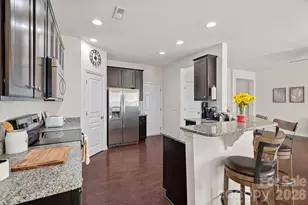 2219 Whitford Ln, Charlotte, NC 28210 - Photo 9