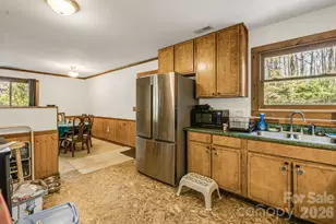 34 Tipperary Dr, Asheville, NC 28806 - Photo 15