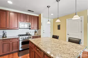 701 Royal Ct, Charlotte, NC 28202 - Photo 11