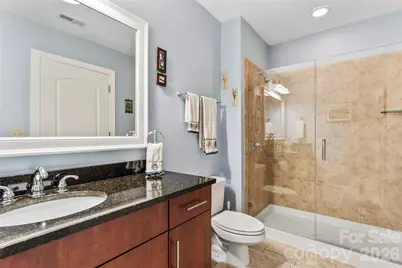 701 Royal Court #1007, Charlotte, NC 28202 - Photo 29