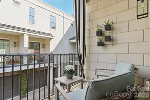 1708 Lombardy Cir, Charlotte, NC 28203 - Photo 25