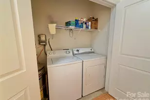 413 Appeldoorn Cir, Asheville, NC 28803 - Photo 13