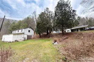 658 Upper Hanging Rock Rd, Spruce Pine, NC 28777 - Photo 1