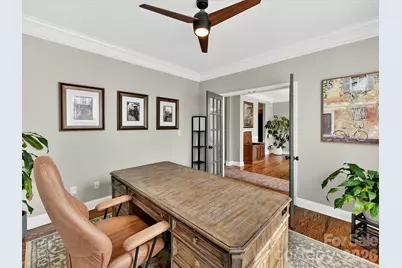 5304 Auburn Hill Lane, Charlotte, NC 28269 - Photo 5