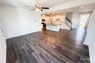 11122 Chalkbark Ln, Charlotte, NC 28262 - Photo 3