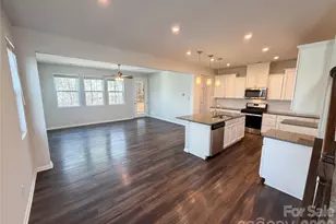 11122 Chalkbark Ln, Charlotte, NC 28262 - Photo 11