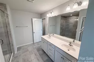 11122 Chalkbark Ln, Charlotte, NC 28262 - Photo 17