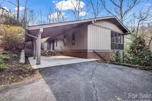 417 Ivy Rd, Black Mountain, NC 28711 - Photo 1