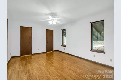 417 Ivy Road, Black Mountain, NC 28711 - Photo 23