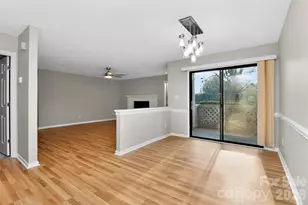 5862 Harris Grove Ln, Charlotte, NC 28212 - Photo 15