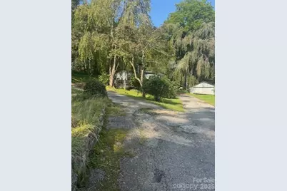 57 Twin Ponds Lane, Hendersonville, NC 28739 - Photo 5