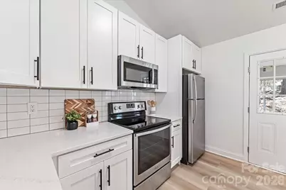 231 West Avenue, Charlotte, NC 28208 - Photo 15