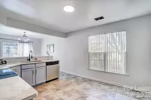 2514 Caprock Ct, Charlotte, NC 28213 - Photo 5