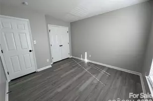 1425 Sugar Hollow Dr, Charlotte, NC 28214 - Photo 11