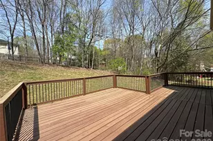 1425 Sugar Hollow Dr, Charlotte, NC 28214 - Photo 15