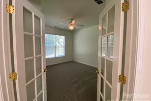 9901 Hazelview Dr, Charlotte, NC 28277 - Photo 7