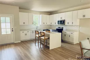 1022 Greenoak Dr, Lancaster, SC 29720 - Photo 7