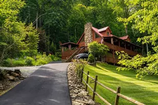 420 Chimney Rock Dr, Weaverville, NC 28787 - Photo 3