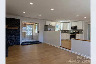 945 Summers Road, Valdese, NC 28690 - Photo 9