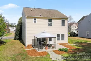 1806 Tradd Ave, Clover, SC 29710 - Photo 27