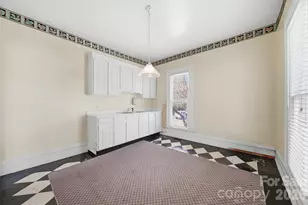 121 5th Ave NE, Hickory, NC 28601 - Photo 31