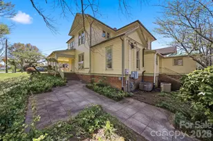 121 5th Ave NE, Hickory, NC 28601 - Photo 37