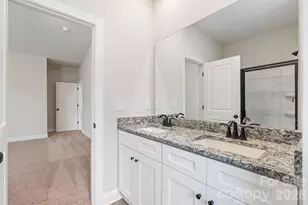 6509 Fairford Dr, Charlotte, NC 28215 - Photo 11