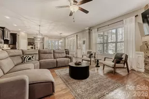 405 Brookridge Dr, Mount Holly, NC 28120 - Photo 7