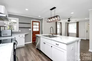 2458 Jamaica Ln, Gastonia, NC 28054 - Photo 9