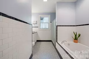 551 7th St NW, Hickory, NC 28601 - Photo 21