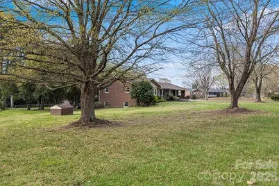 4022 Lynn Circle, Shelby, NC 28152 - Photo 9