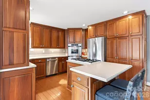 525 Blue Ridge Dr N, Marion, NC 28752 - Photo 13