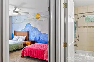 525 Blue Ridge Dr N, Marion, NC 28752 - Photo 31