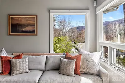 525 Blue Ridge Drive N, Marion, NC 28752 - Photo 11