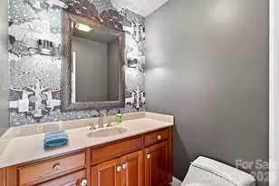 525 Blue Ridge Dr N, Marion, NC 28752 - Photo 15