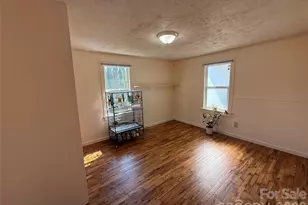 119 Seagle St, Marion, NC 28752 - Photo 13