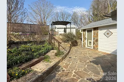 119 Seagle Street, Marion, NC 28752 - Photo 5