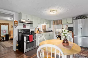 19 Mingus St, Canton, NC 28716 - Photo 13