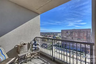 222 S Caldwell St, Charlotte, NC 28202 - Photo 17