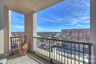 222 S Caldwell St, Charlotte, NC 28202 - Photo 11