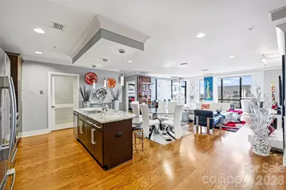 222 S Caldwell Street #1612, Charlotte, NC 28202 - Photo 3