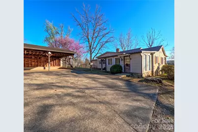 1410 Omni Lane, Lenoir, NC 28645 - Photo 5