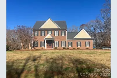 129 Walnut Avenue, Yadkinville, NC 27055 - Photo 1