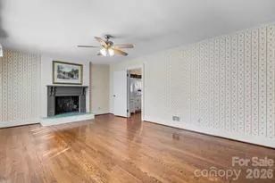 3335 25th Ave NE, Hickory, NC 28601 - Photo 5