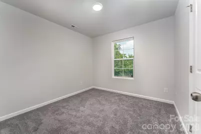 27 Forest Park Road, Marion, NC 28752 - Photo 11