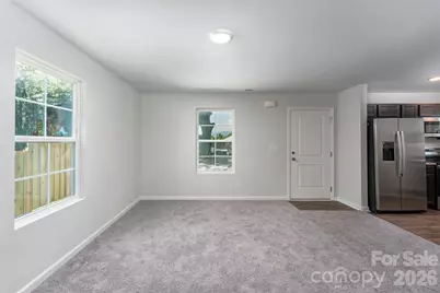 27 Forest Park Road, Marion, NC 28752 - Photo 9