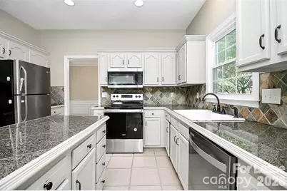 8609 Walsham Drive, Charlotte, NC 28277 - Photo 5